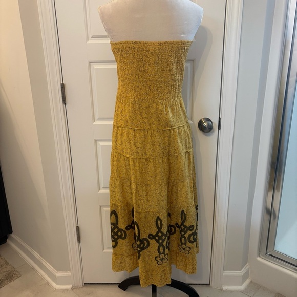 Free People Strapless Floral Yellow Bohemian Dress Size Small Smocked Flowy - Picture 5 of 9